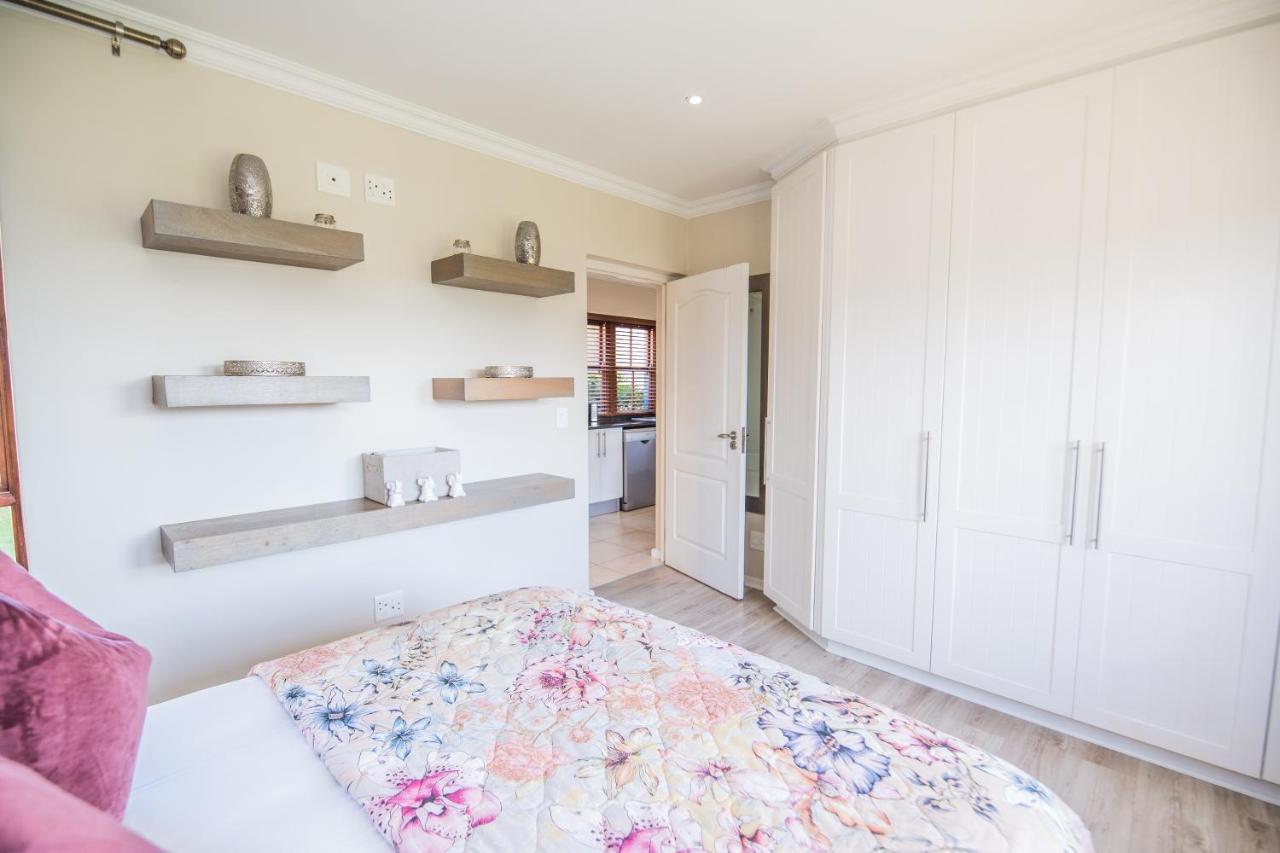 Six Whale Rock Gardens With Back Up Power For Load Shedding Apartment Plettenberg Bay Exterior photo